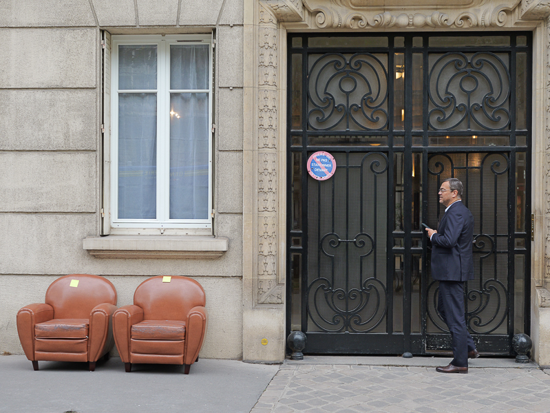 dépassé